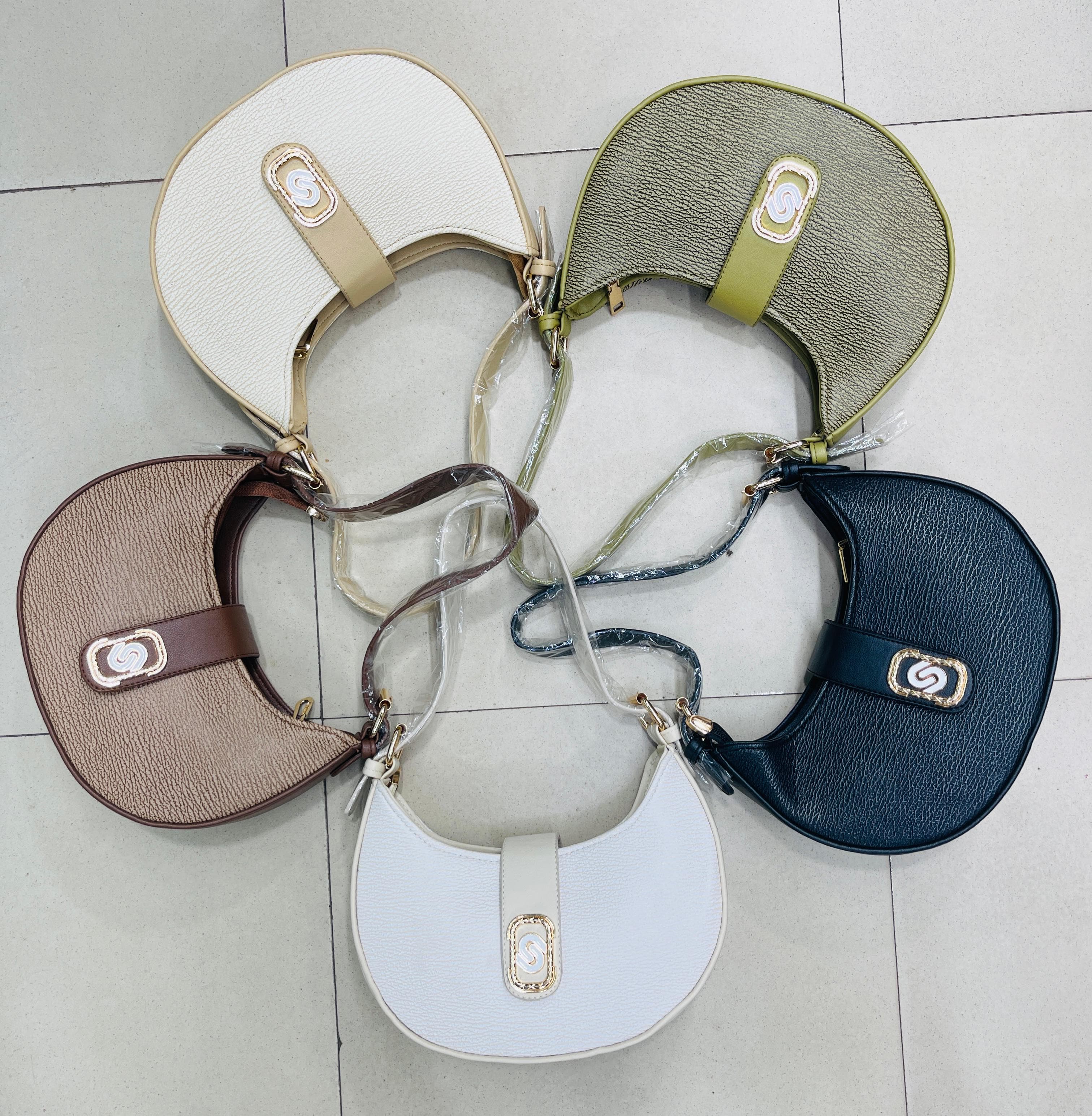 0103 Ledis Bag Moon type