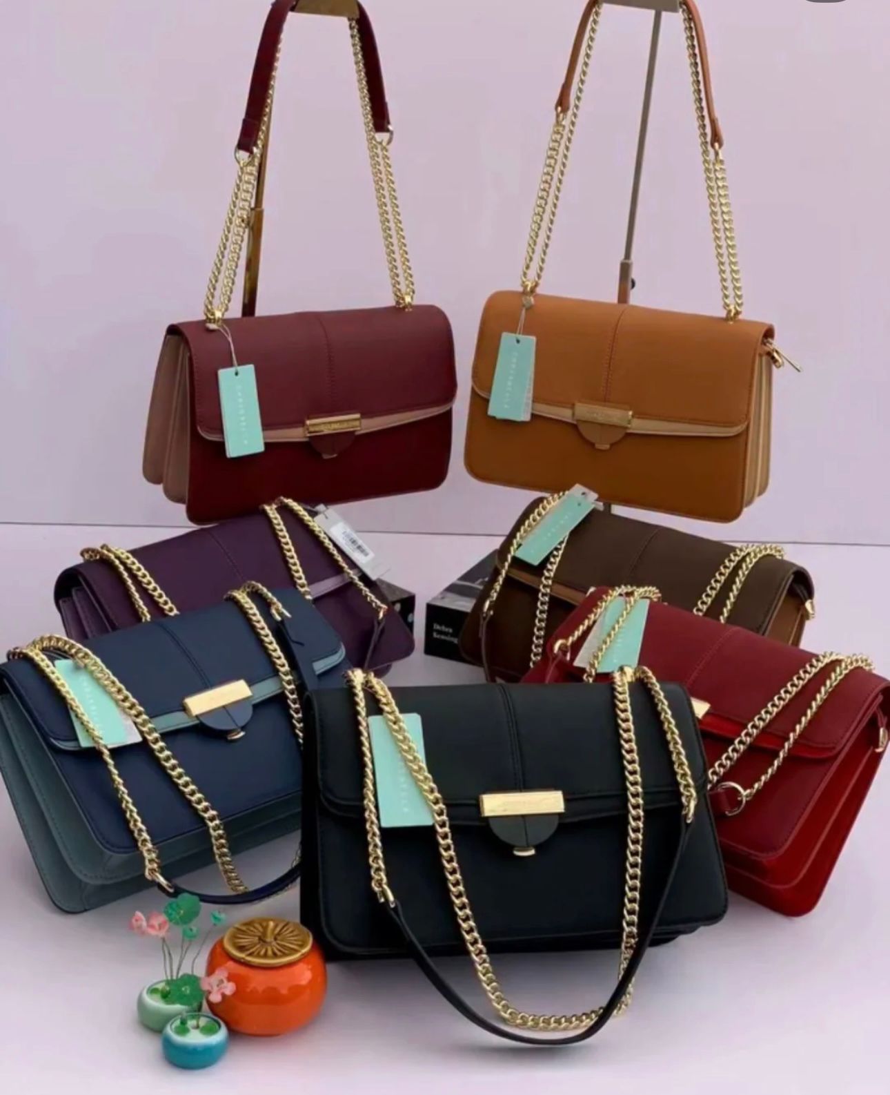Chrisvella Ledis  Sholder Bag (Authentic)
